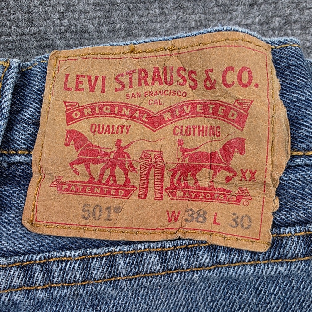 Levi's 501‎ Jeans Mens W38 L30 Light Wash Denim Straight Leg Button Fly